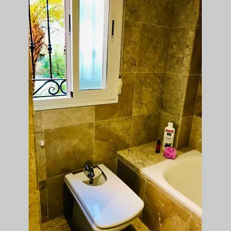 Puente Bright Terrace, Pool & Garden View Apartment *