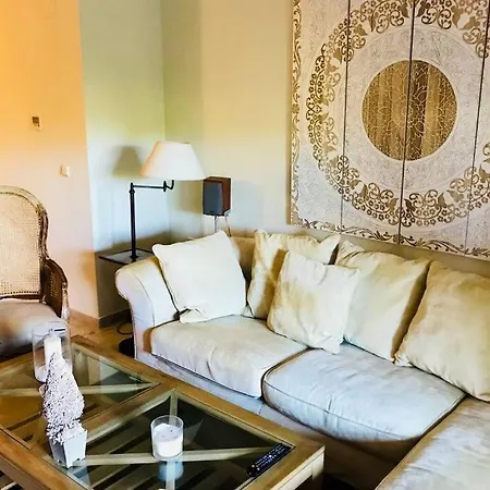 Puente Bright Terrace, Pool & Garden View Marbella