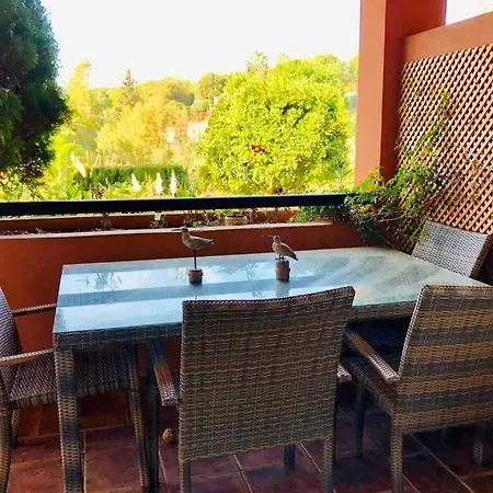 Puente Bright Terrace, Pool & Garden View Marbella