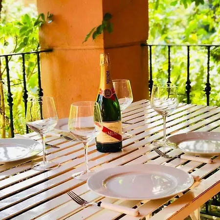 Puente Bright Terrace, Pool & Garden View Marbella