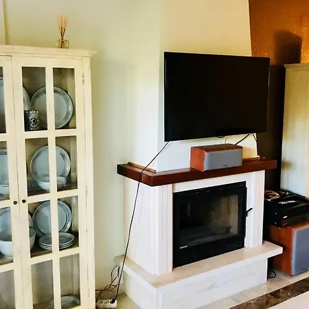 Puente Bright Terrace, Pool & Garden View Apartment *